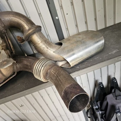 2005 Porsche 911 Carrera 3.8L - Right And Left Muffler With Pipes - Image 1 of 4