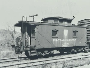 Vintage Real Photo D & H #35916 Fort Edward N. Y.  Collection Of Dennis Schmidt - Picture 1 of 3