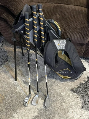 Acuity Junior Golf Bag & 3 Clubs, Putter, 8/9 Iron P/S Wedge - Image 1 of 4