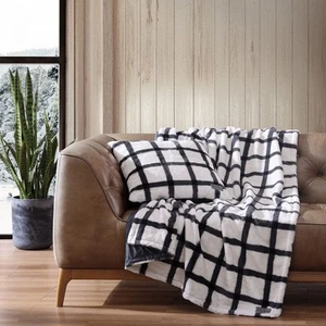 - Throw Blanket/Pillow Cover Set, Ultra Soft Faux Fur Home Décor, All Season ... - Picture 1 of 6