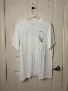 T-shirt Drake x Nike Certified Lover Boy CLB rosa bianca taglia X-Large - Foto 1 di 3