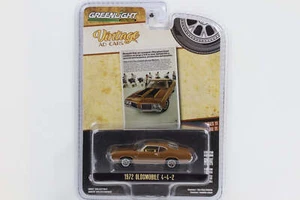 1:64 Greenlight Collectibles 1972 Oldsmobile 4-4-2 Marrón Vintage AD Cars Series - Imagen 1 de 2