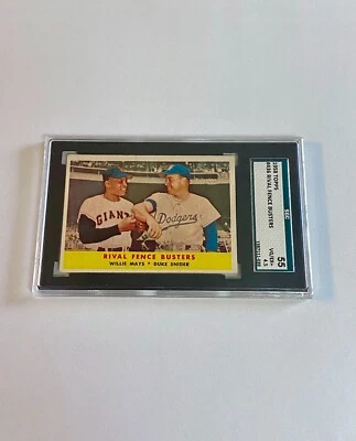 1958 Topps - Willie Mays, Duke Snider #436 Salón de la fama Rival Fence Busters SGC VG/EX 4,5 Foto 1 de 4