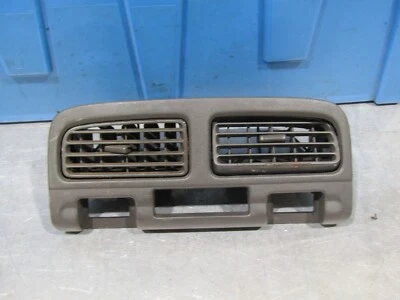 Infiniti I30 1996-1999 OEM tablero central HVAC montaje de ventilación 96 97 98 99 Foto 1 de 4