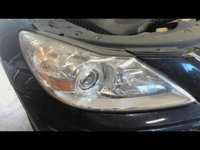 Used Right Headlight Assembly fits: 2011 Hyundai Genesis Sdn xenon HID w/o adapt Foto 1 de 4