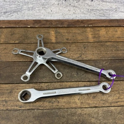 Juego de bielas deportivas vintage Nervar acero 128 BCD cuadradas cónicas cromadas Francia 5 pernos Foto 1 de 4