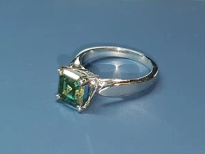 4CT VVS1 Princess Cut Fancy Deep Green Moissanite Lab Diamond 925 Silver Ring - Picture 1 of 8