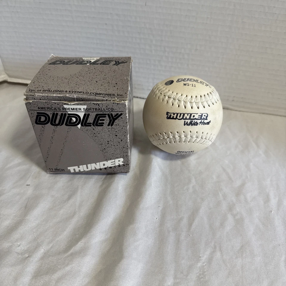 DUDLEY ~ THUNDER White HEAT SERIES 11 pulgadas SOFTBOL Foto 1 de 1