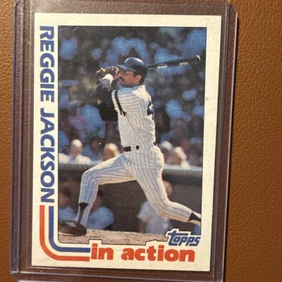 REGGIE JACKSON 1982 IN ACTION TOPPS #301 BASEBALL CARD HOF NEW YANKEES EX-NM  - Image 1 of 2