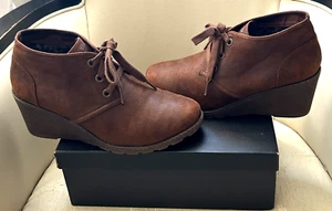 Bobs From Sketchers-Womens Memory Foam Wedge Lace Up Ankle Boots/Size: UK 7/NWOB - Picture 1 of 14