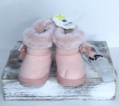 First Steps Stepping Stones Faux Fur Pink Boot Booties Size 3 6-9 Months - Image 1 of 4