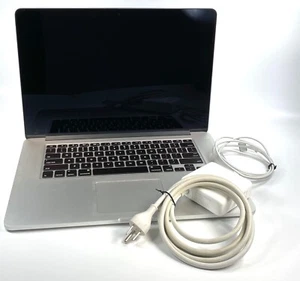 Apple MacBook Pro 15.4" (1 TB SSD, Intel Core i7  2.2GHz, 16GB RAM) A1398 - Picture 1 of 24