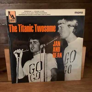 Jan & Dean The Titanic Twosome 4 track Liberty EP 7" Vinyl Record 1966 EX+/EX+ - Picture 1 of 4