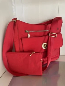 Bolso Cartera Baggallini Antalya Cremallera Superior con Muñequera Desmontable - Imagen 1 de 8