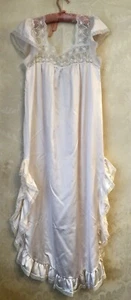 Bert Yelin for Iris Nachthemd hellrosa mit Spitze Seide - Größe S - Bild 1 von 14