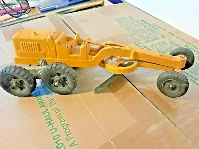 HUBLEY #481 Road Grader from the 1950's- 1 Owner. Good tires. Read On! - Image 1 of 2