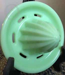 *Vintage *Jeannette*Jadite Jadeite*Reamer for Pitcher*18291B S127 - Picture 1 of 3