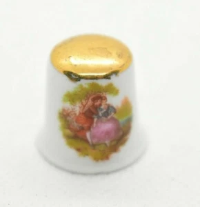LIMOGES Vintage THIMBLE Made in FRANCE Courting couple. Porcelain. - Picture 1 of 5