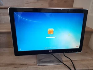 HP 2009M Glossy Screen 20” LCD Monitor 1600 x 900 - Picture 1 of 3