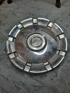 2005-2006 Chrysler 300 OEM 18" ALLOY WHEEL CHROME CENTER CAP 04895801AA - Picture 1 of 3