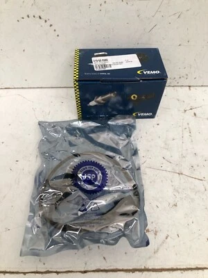 VEMO Original Quality V24-72-0083 Crankshaft sensor suitable for FIAT PALIO PUN - Image 1 of 4