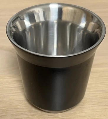 Espresso-Tasse Becher NESPRESSO "PIXIE" schwarz-silber Metall - Bild 1 von 3