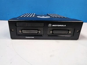 Motorola XTL5000 Model M20URS9PW1AN radio No Control Head - Picture 1 of 4
