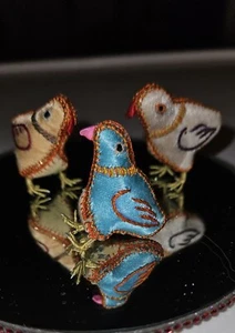Miniature chinese silk  bird - Picture 1 of 5