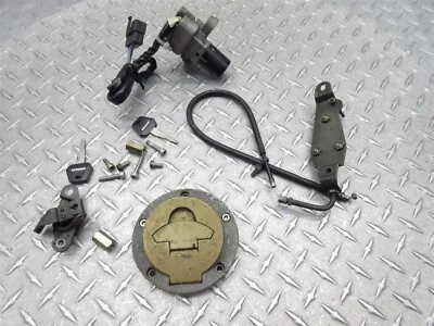 1998 98-01 Ducati M750 Monster 750 Ignition Switch Lock Set Fuel Gas Cap Key OEM - Imagem 1 de 4