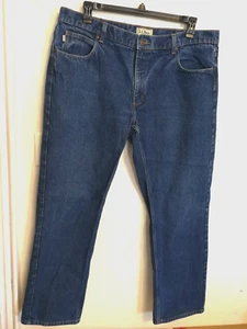 LL Bean Mens Jeans 40 x 32 Blue Standard Fit Denim Outdoors Work Casual Workwear - Picture 1 of 4