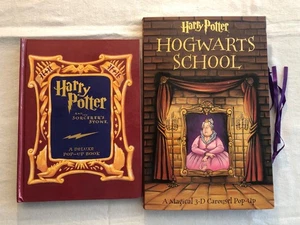 Harry Potter Pop-Up Book Lot of 2: Hogwarts School/A Magical 3D Carousel - Imagen 1 de 10