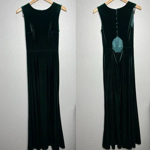 Revelry Cleo Velvet Dress- color emerald 613, size 4 - Picture 1 of 6
