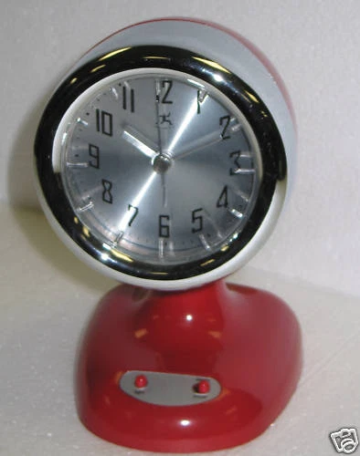 HEAD LIGHT RED ALARM CLOCK - Image 1 of 4