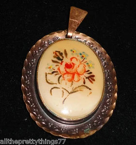 VINTAGE 1950's PENDANT - Necklace from GERMANY w- Flower / Floral Cameo Design - Picture 1 of 10