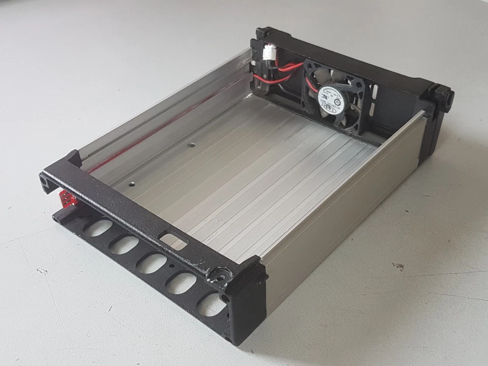 Startech.com 3,5 " Cadre / Mobile Hot Swap Mémoire Rack - Image 1 of 4