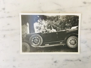 VECCHIA FOTOGRAFIA AUTOMOBILE 1930 OLD PHOTOGRAPH - Picture 1 of 2