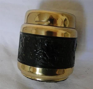 Dispenser Cigarettes Metal And Leather Repoussé Decor Horse Jumpers - Picture 1 of 4