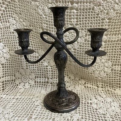 ВИНТАЖНЫЙ Wm. A. ROGERS #316 декоративный посеребренный канделябр викторианский бант дизайн - Изображение 1 из 4