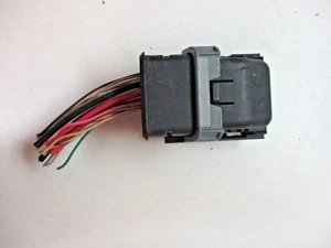 Chevy Malibu Maxx LT 2005 V6 Locking Plug Jack Delphi 14 Wires GM Factory OEM - Picture 1 of 8