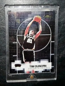 TIM DUNCAN 1999-00 TOPPS FINEST SPURS HOF - Picture 1 of 2