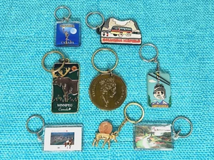 PORTACHIAVI CANADA VINTAGE Mix METALLO GOMMA ACRILICA DA COLLEZIONE Lotto di (8) - Foto 1 di 8