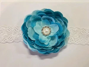 Cute! White and blue Baby Girl Lace Headband Flower Hair Bow W/pearl rhinestone. - Picture 1 of 2