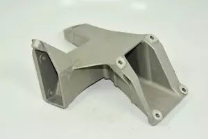 NEW Genuine VW Vanagon 1.6L Diesel Left Engine Motor Bracket 1980-1985 (NOS) - Picture 1 of 3