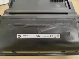 Original Original HP Q1338A Schwarz Tonerkartusche 38A Laserjet 4200 MwSt inkl - Bild 1 von 3