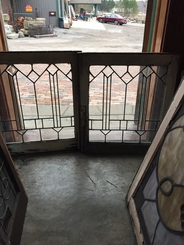 Sg 351 Antique Matched Pair Arrows Beveled Windows Cover