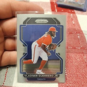 2022 Panini Prizm Baseball Vladimir Guerrero Jr. Silver Prizm Parallel # 76 - Picture 1 of 2