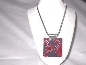 NEW PURPLE & RED PENDANT 16 INCH CHOKER NECKLACE & ROUND SILVER TONE CHAIN.... - Picture 1 of 4
