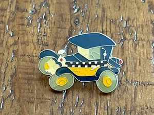 PIN PINS  BD  GASTON LAGAFFE DOS LISSE  a1 - Picture 1 of 1