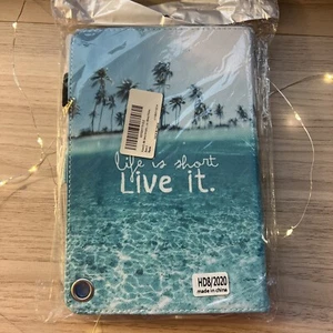 NEU Hülle Amazon Fire HD 8 passend für 8./7./6. Gen Strand Ozean Blau Magnetverschluss - Bild 1 von 10