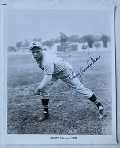 Johnny Vander Meer Cincinnati Reds autographed 8x10 photo - Picture 1 of 6